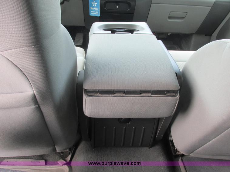 image for item J2495 2007 Ford F150 XLT SuperCrew pickup truck