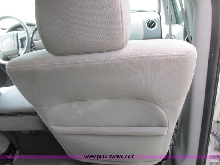 image for item J2495 2007 Ford F150 XLT SuperCrew pickup truck