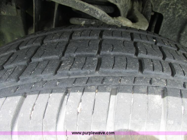 image for item J2495 2007 Ford F150 XLT SuperCrew pickup truck