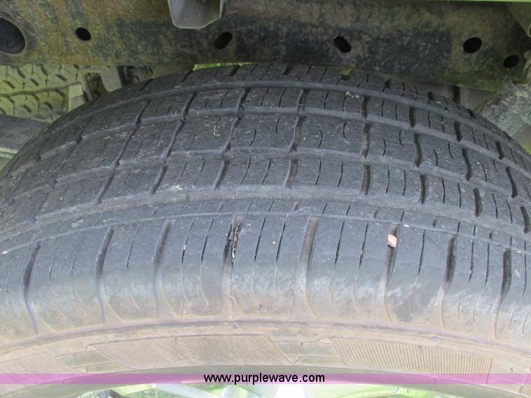 image for item J2495 2007 Ford F150 XLT SuperCrew pickup truck