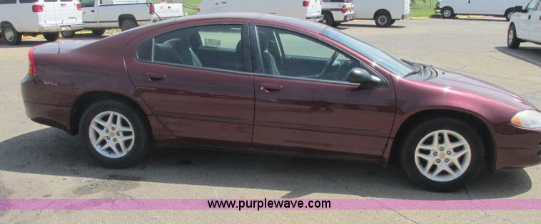 image for item J2498 2002 Dodge Intrepid SE