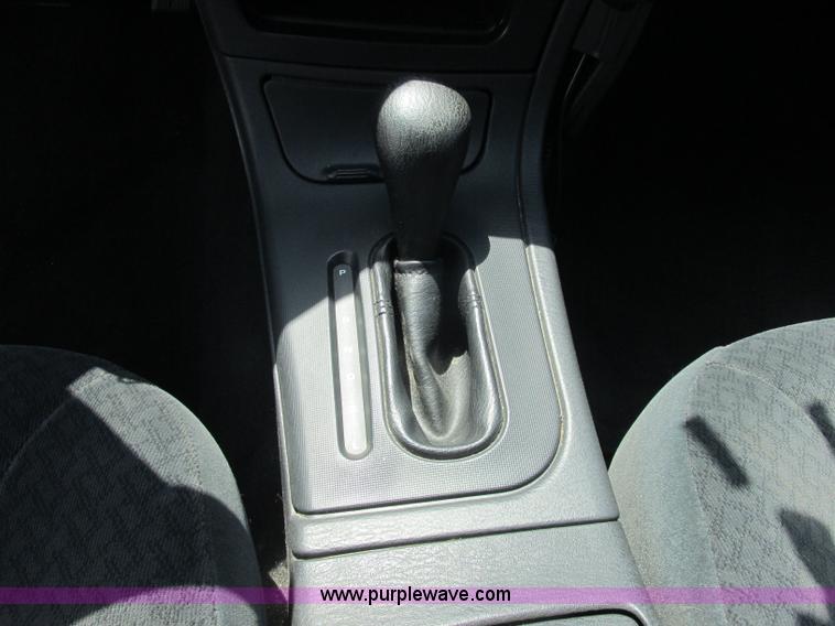 image for item J2498 2002 Dodge Intrepid SE