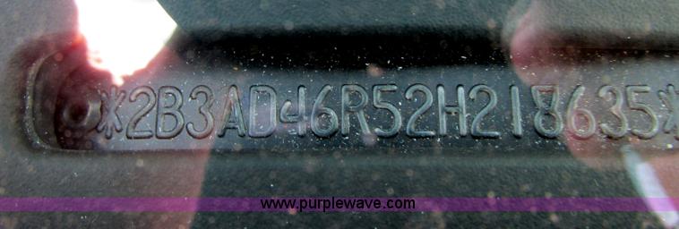 image for item J2498 2002 Dodge Intrepid SE