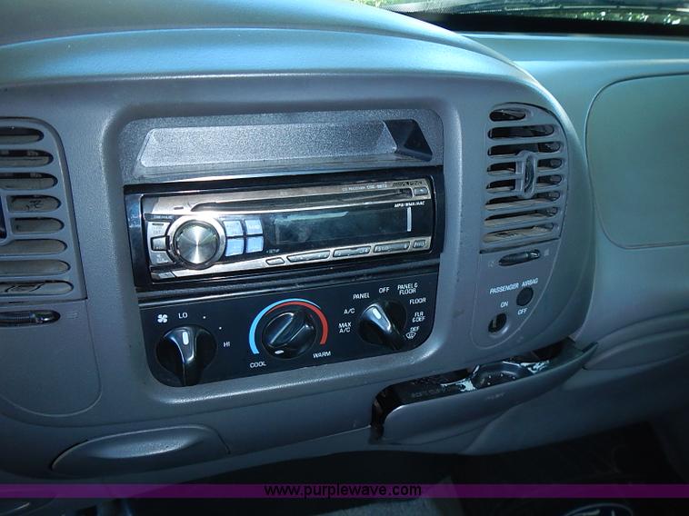 image for item J3169 1997 Ford F150 XLT SuperCab pickup truck