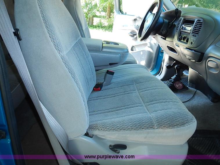 image for item J3169 1997 Ford F150 XLT SuperCab pickup truck