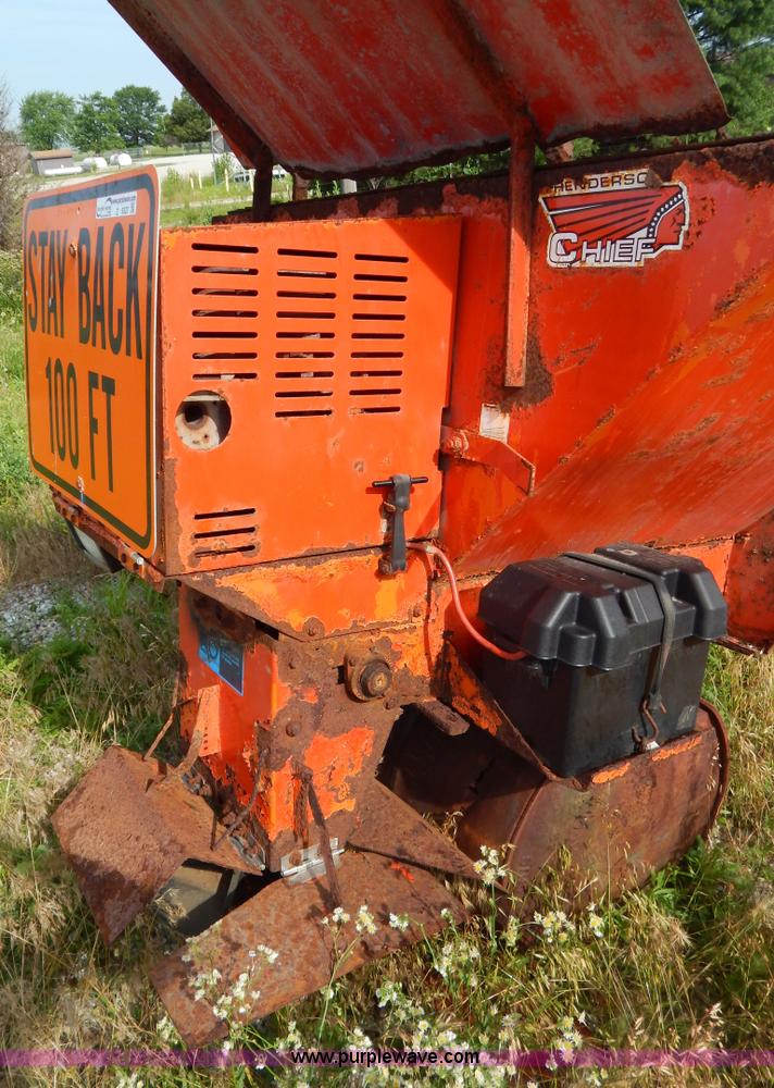 image for item Z9327 Henderson Chief salt spreader