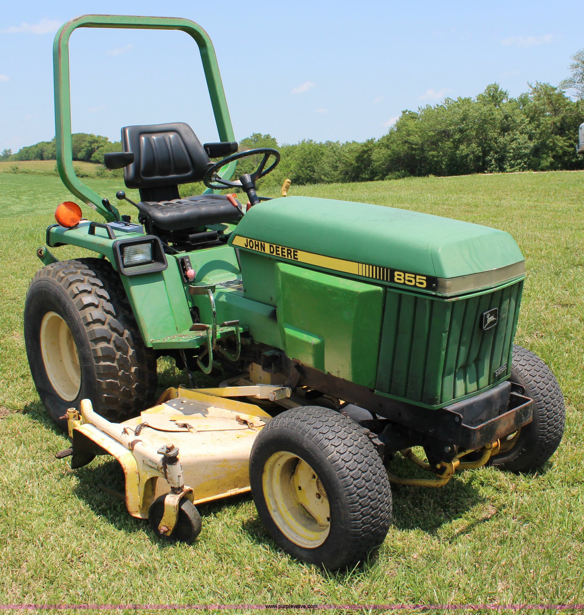 John Deere 855 MFWD garden tractor in Stanberry, MO Item J1024 sold