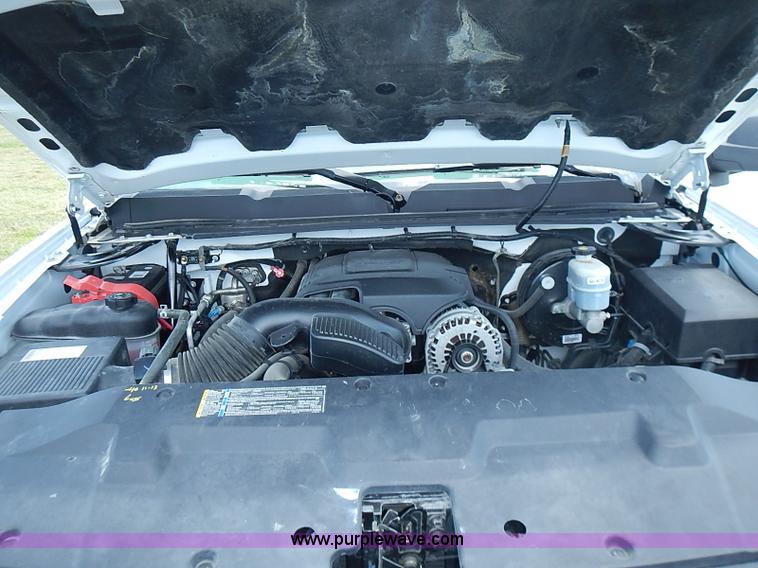 image for item I3571 2009 Chevrolet Silverado 1500 Ext. Cab pickup truck