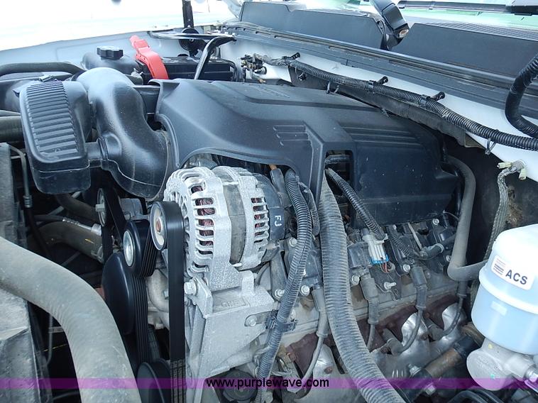 image for item I3571 2009 Chevrolet Silverado 1500 Ext. Cab pickup truck