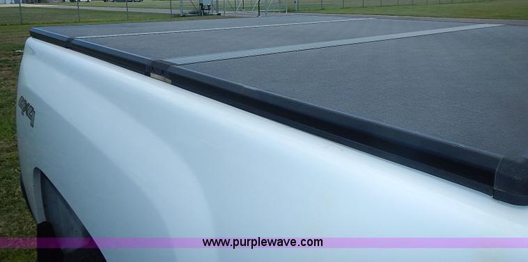 image for item I3571 2009 Chevrolet Silverado 1500 Ext. Cab pickup truck