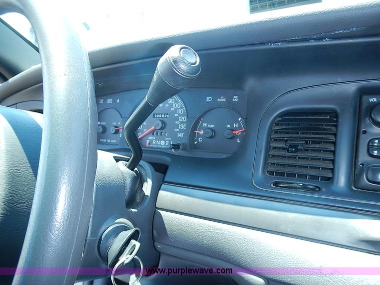 image for item I3572 2004 Ford Crown Victoria Police Interceptor