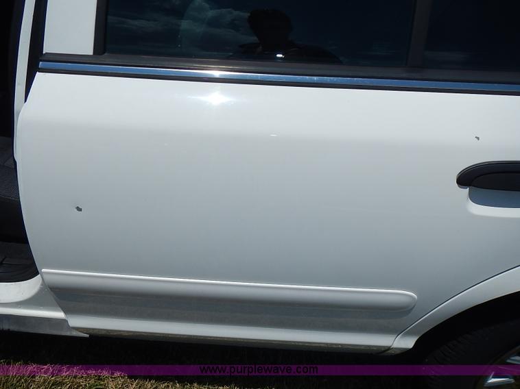 image for item I3572 2004 Ford Crown Victoria Police Interceptor