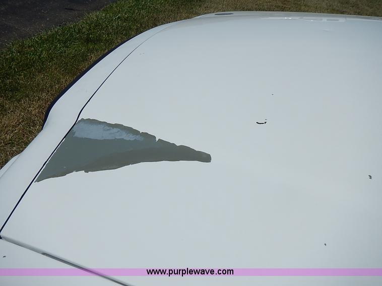 image for item I3572 2004 Ford Crown Victoria Police Interceptor