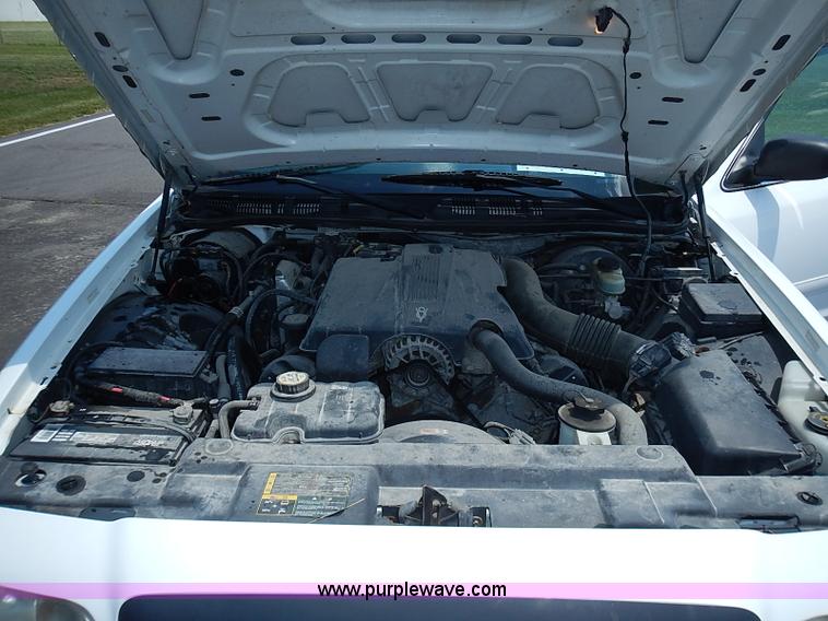 image for item I3573 2003 Ford Crown Victoria Police Interceptor