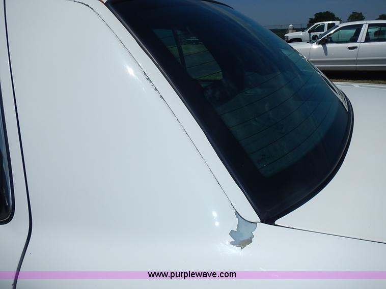 image for item I3573 2003 Ford Crown Victoria Police Interceptor