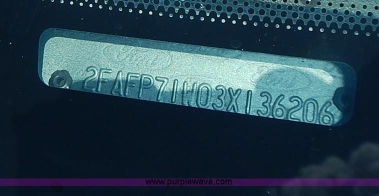 image for item I3573 2003 Ford Crown Victoria Police Interceptor