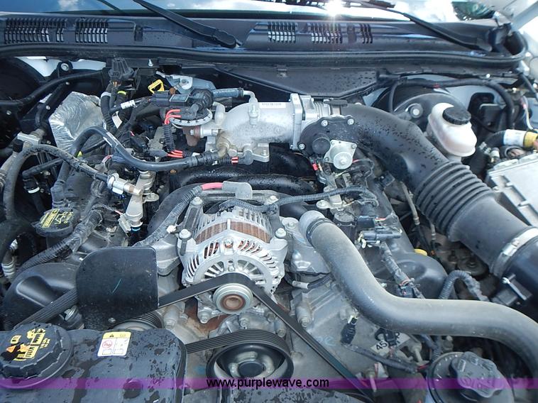 image for item I3575 2010 Ford Crown Victoria Police Interceptor