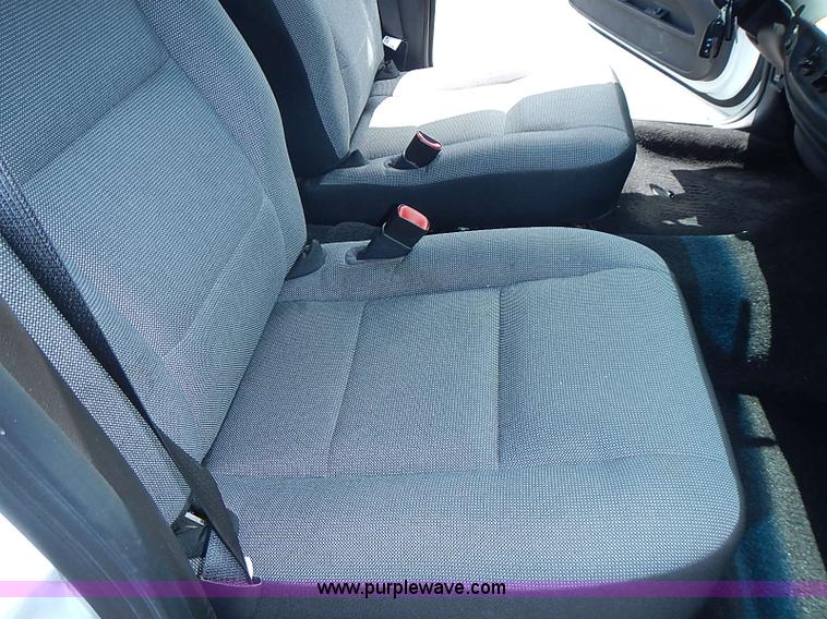 image for item I3575 2010 Ford Crown Victoria Police Interceptor