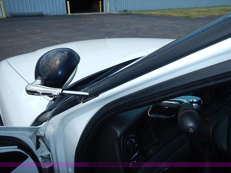 image for item I3575 2010 Ford Crown Victoria Police Interceptor