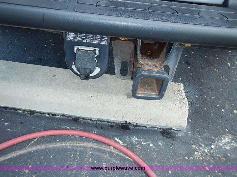 image for item I3576 2004 Chevrolet Silverado 1500 Ext. Cab pickup truck