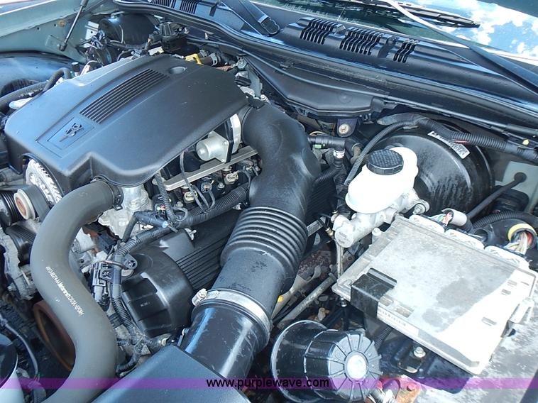 image for item J3180 2005 Ford Crown Victoria Police Interceptor