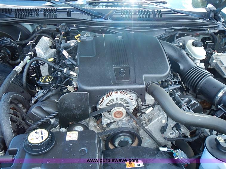 image for item J3180 2005 Ford Crown Victoria Police Interceptor