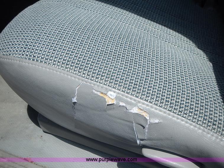 image for item J3181 1998 Chevrolet Cheyenne 1500 Ext. Cab pickup truck