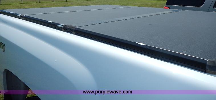 image for item J3182 2009 Chevrolet Silverado 1500 pickup truck