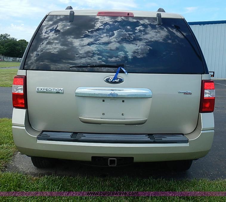 image for item J3184 2008 Ford Expedition XLT SUV