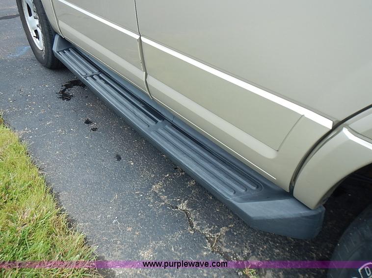 image for item J3184 2008 Ford Expedition XLT SUV