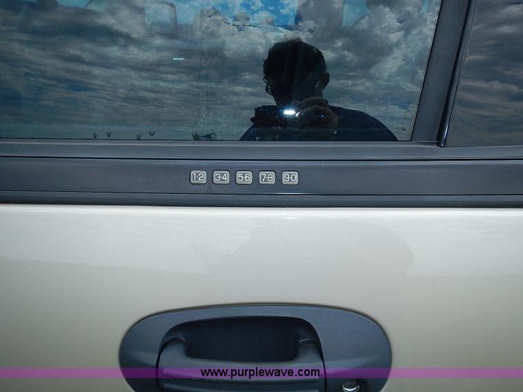 image for item J3184 2008 Ford Expedition XLT SUV