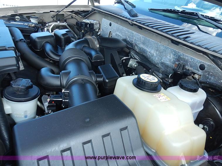 image for item J3184 2008 Ford Expedition XLT SUV