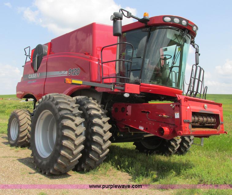 image for item A8725 2011 Case IH 9120 combine