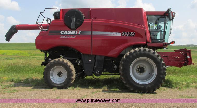 image for item A8725 2011 Case IH 9120 combine