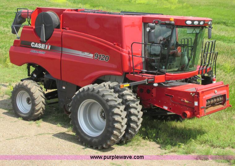 image for item A8725 2011 Case IH 9120 combine
