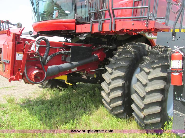 image for item A8725 2011 Case IH 9120 combine