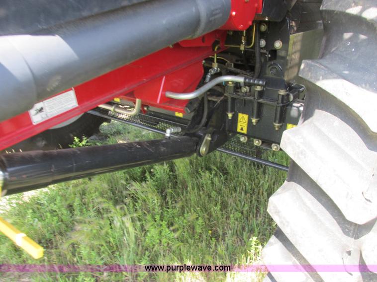 image for item A8725 2011 Case IH 9120 combine