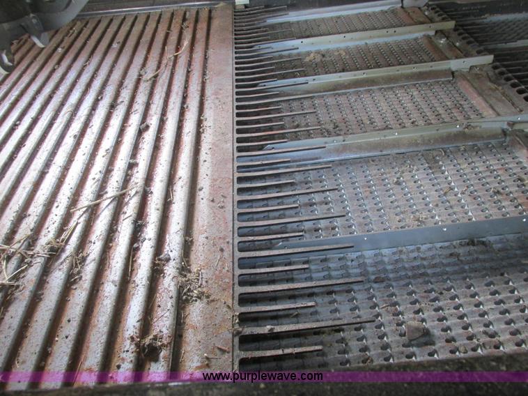 image for item A8725 2011 Case IH 9120 combine