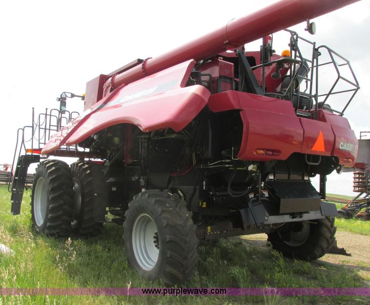 image for item A8725 2011 Case IH 9120 combine