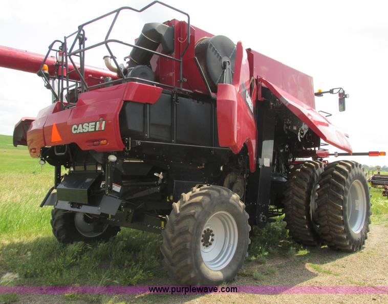 image for item A8725 2011 Case IH 9120 combine
