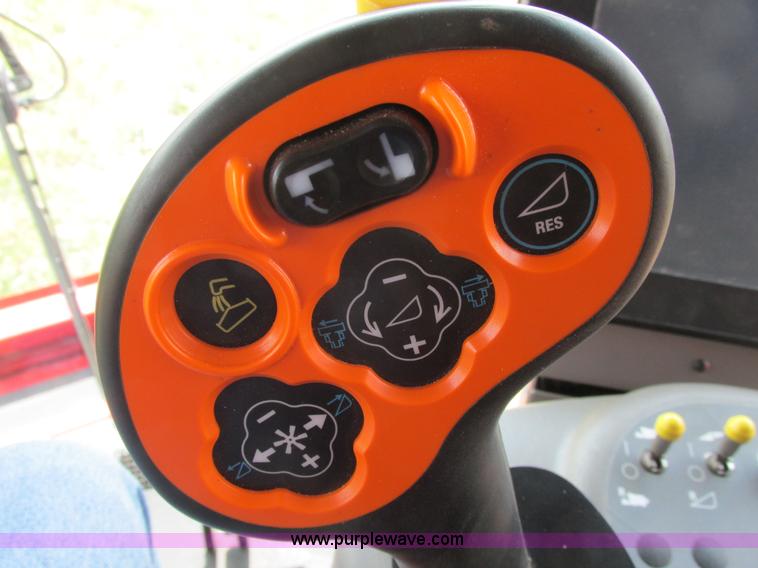 image for item A8725 2011 Case IH 9120 combine