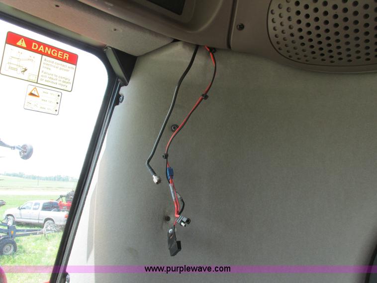 image for item A8725 2011 Case IH 9120 combine