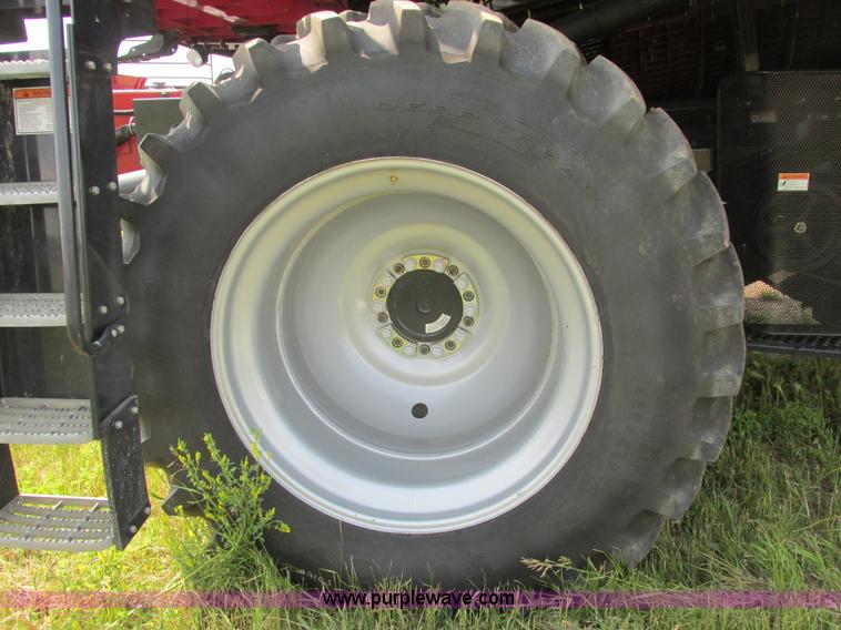 image for item A8725 2011 Case IH 9120 combine