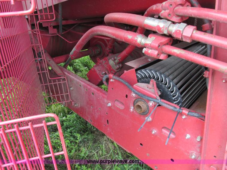 image for item A8726 1994 Case IH 1688 combine