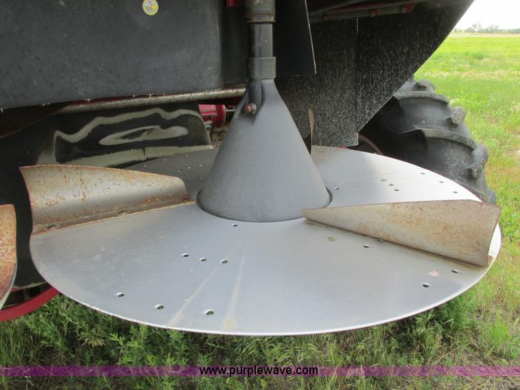 image for item A8726 1994 Case IH 1688 combine