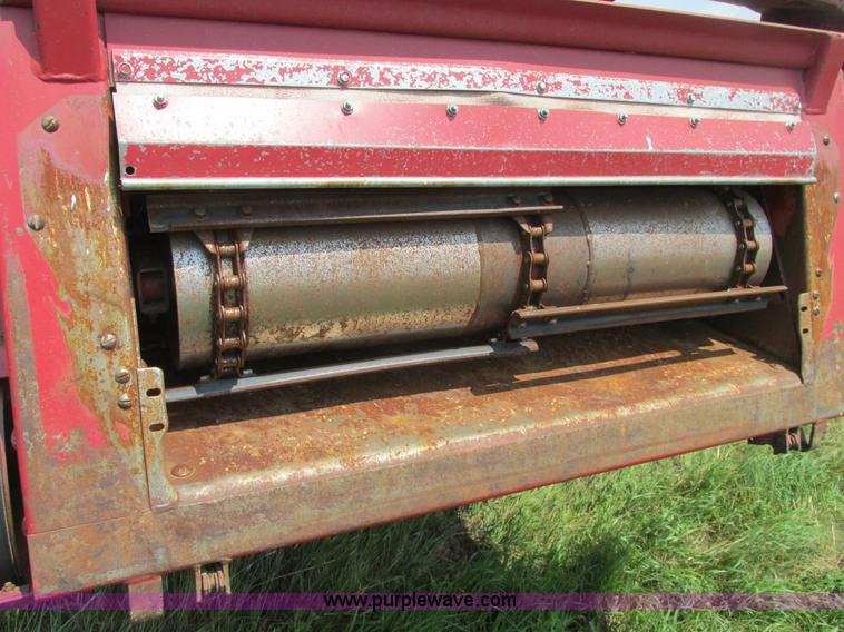 image for item A8726 1994 Case IH 1688 combine