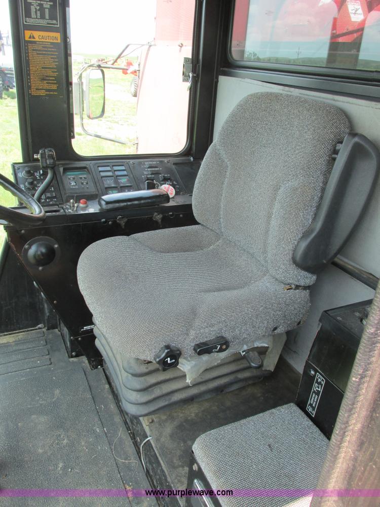 image for item A8726 1994 Case IH 1688 combine