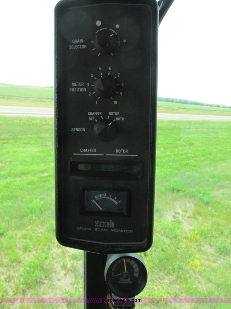 image for item A8726 1994 Case IH 1688 combine