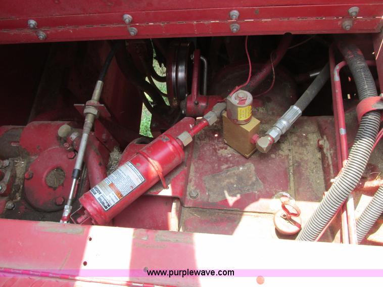 image for item A8726 1994 Case IH 1688 combine