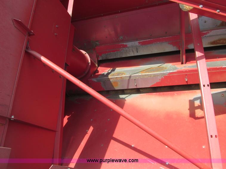 image for item A8726 1994 Case IH 1688 combine